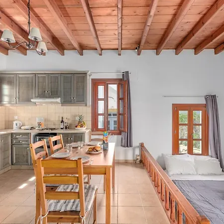 Apartment Iliolousto Skala (Patmos)