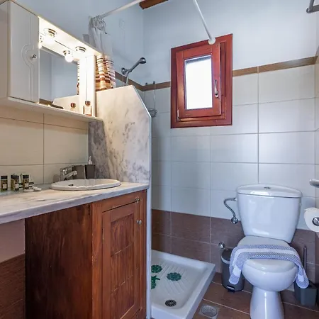 Iliolousto Apartment *